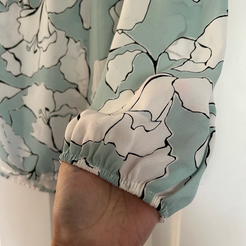 Karl Lagerfeld Floral Blouse - Picture 2 of 6